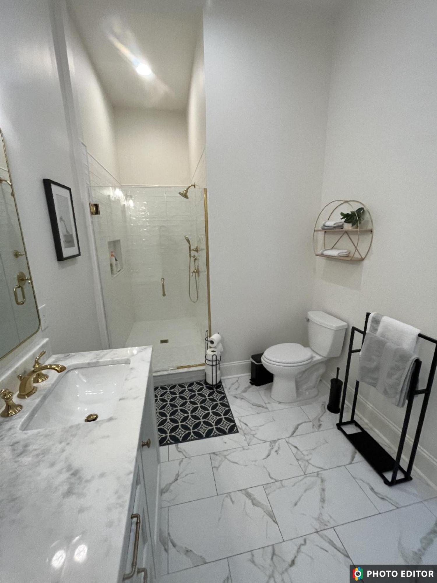 Entire Spacious Vacation Home - Close To All City Attractions Ню Орлиънс Екстериор снимка